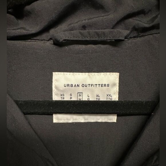 Urban Outfitters black multi pocket windbreaker jacket - Picture 3 of 8